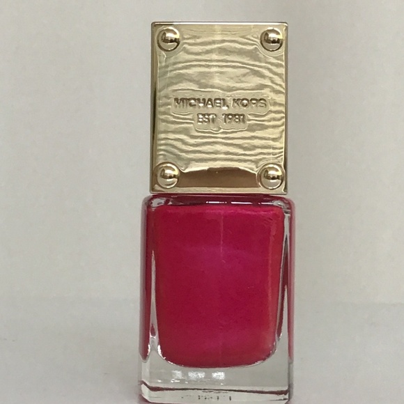 Michael Kors Nail polish (Scandal) - Picture 5 of 5